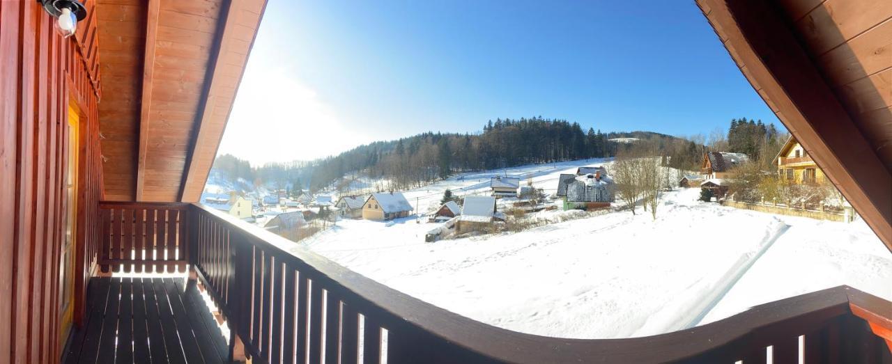 Rodinny Dum Na Slunecni Strani Dolni Dvur Exterior foto